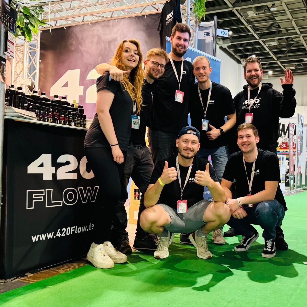 Das 420Flow-Team auf seiner ersten Messe, der Mary Jane Berlin 2024