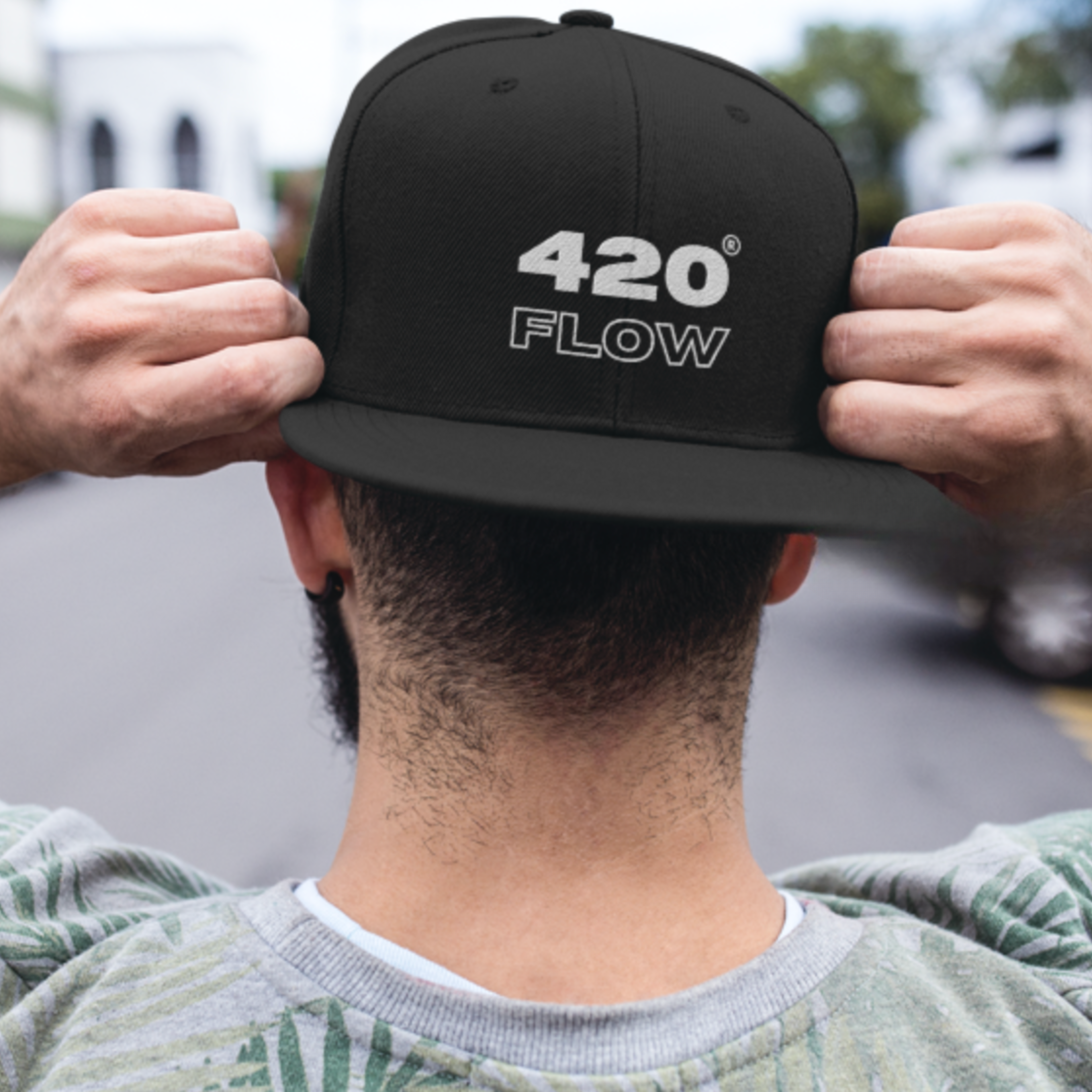 Die Premium SnapBack Cap